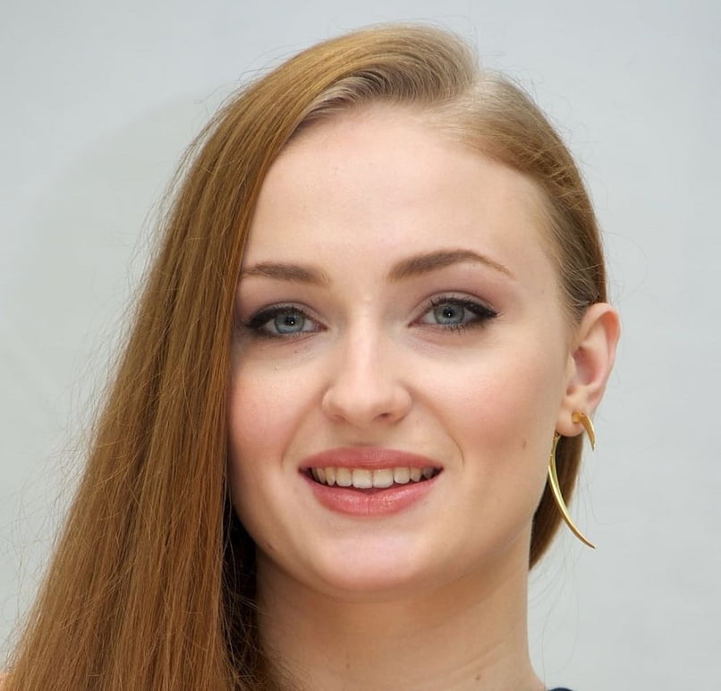 Sophie Turner #90813280