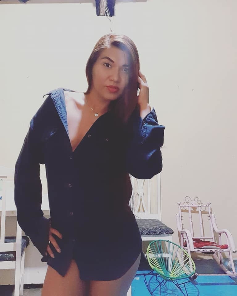 Mi hermosa flaca
 #87490011