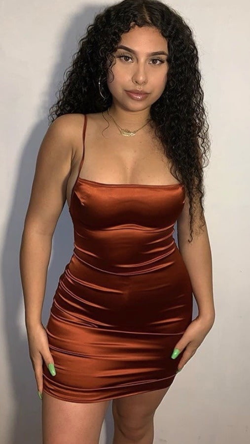 Woman babes#1
 #100692399
