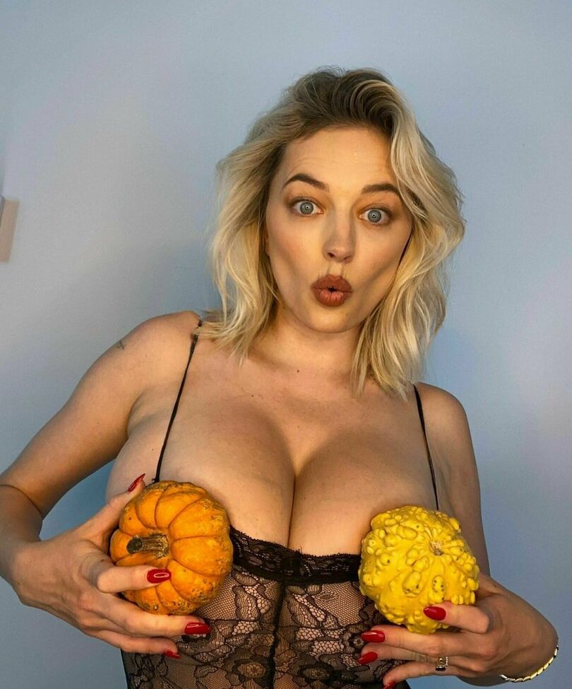 Caroline Vreeland nude #107925408