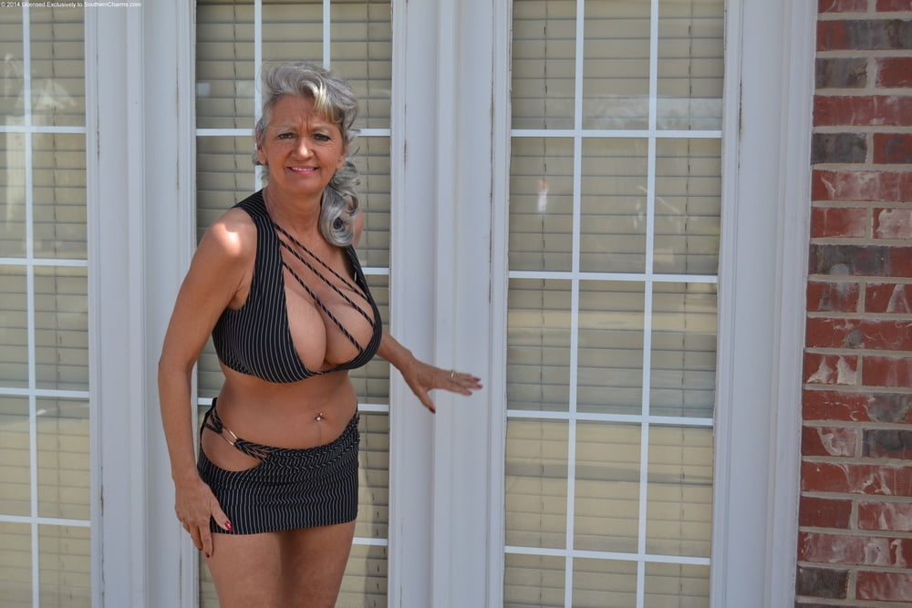Huge breasted Gilf requires fucking #89962573