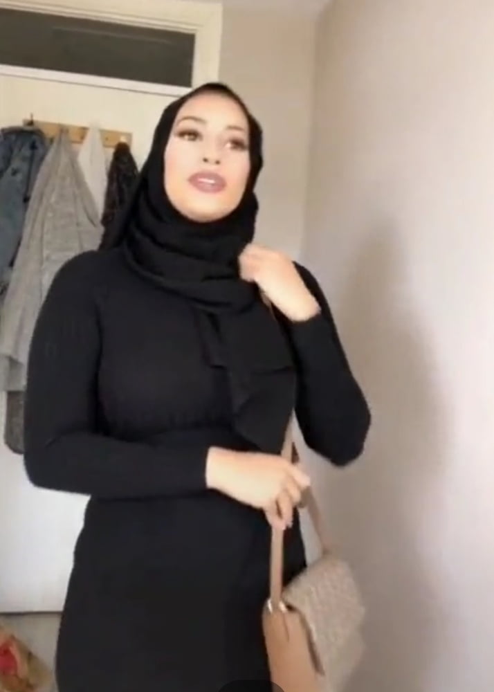 Hijabi Bengali East London Tower Hamlets big tits and ass #96421013