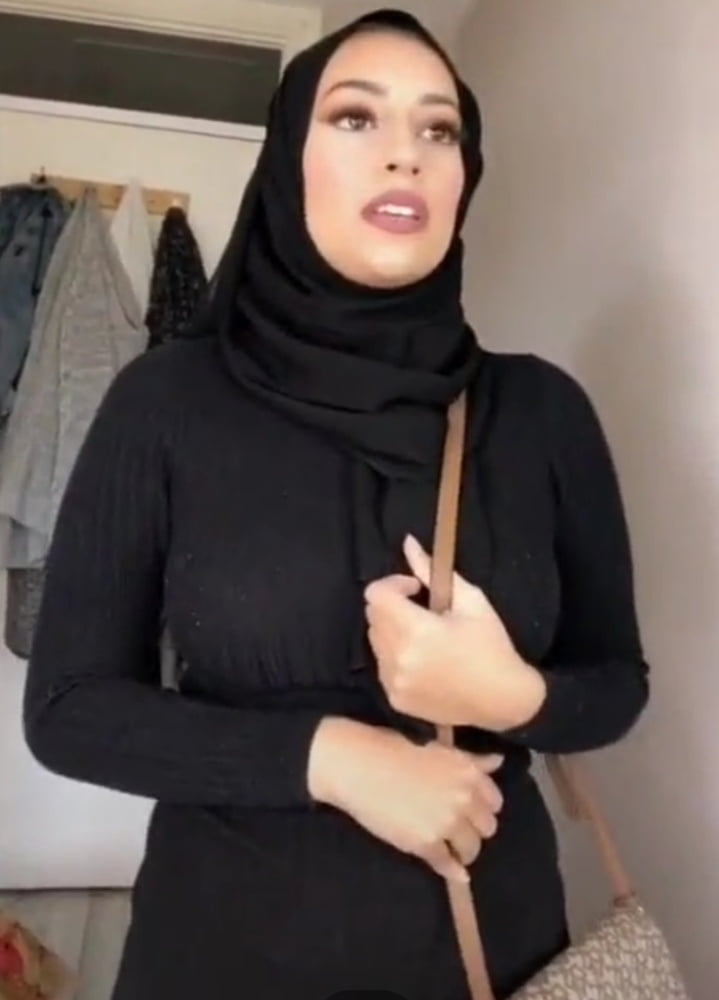 Hijabi Bengali East London Tower Hamlets big tits and ass #96421015