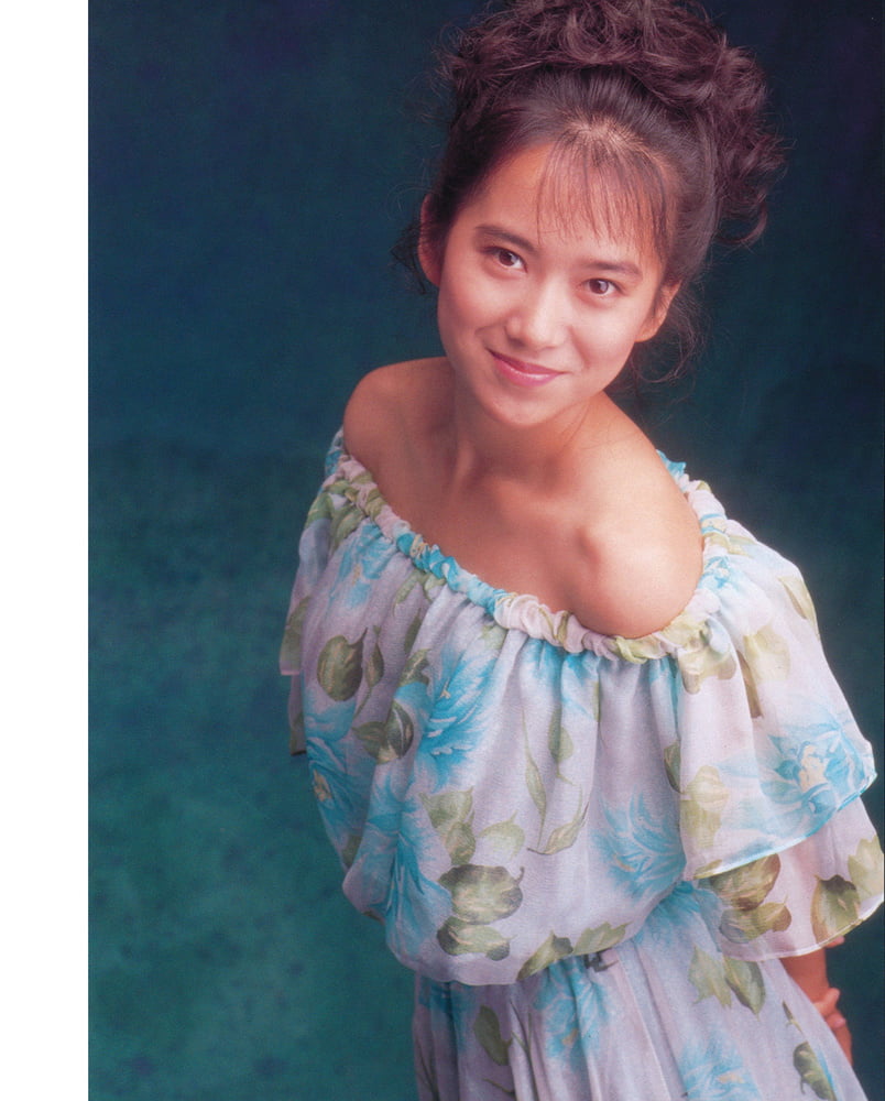 Emi wakui
 #87515994
