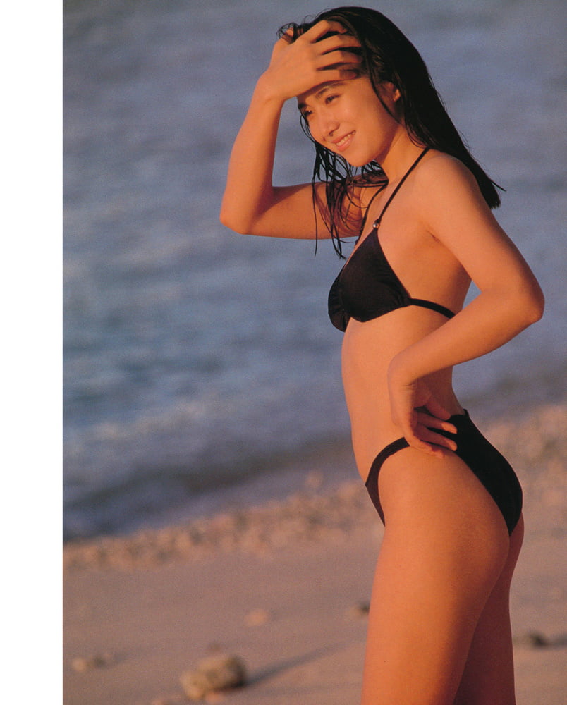 Emi wakui
 #87516088