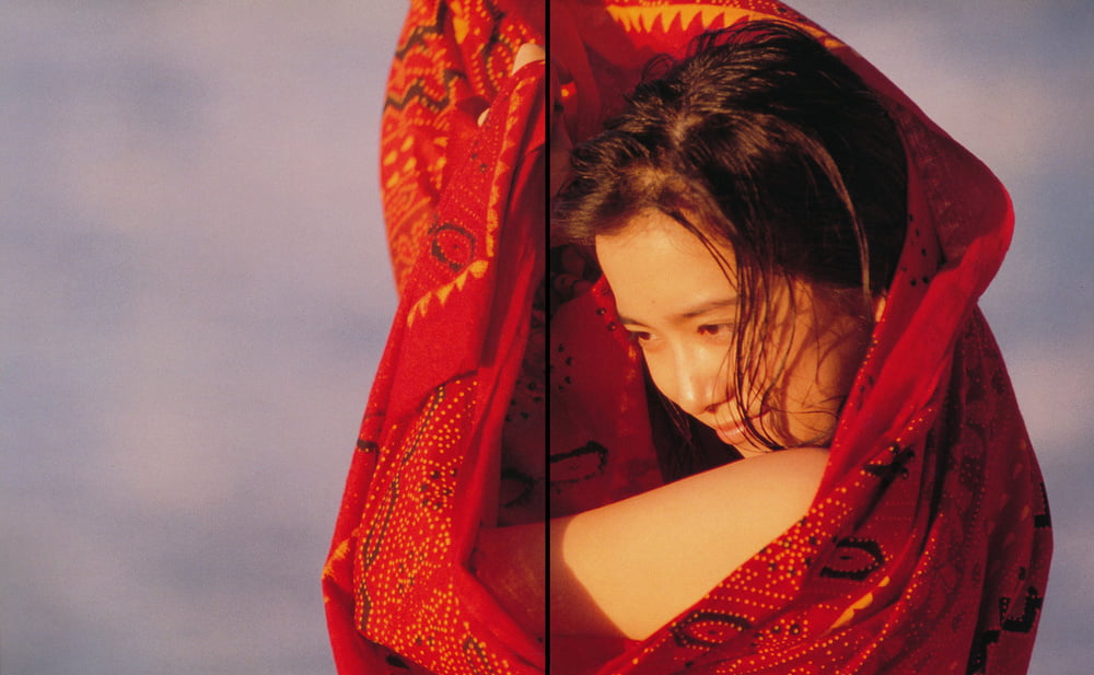 Emi wakui
 #87516103