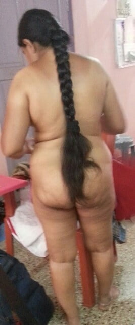 Cheveux longs indiens
 #92104725