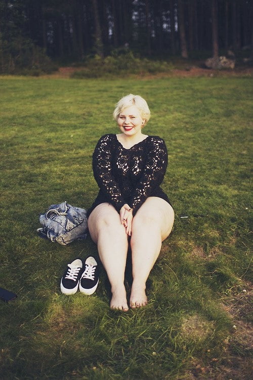 Caderas anchas de las mujeres 317
 #104368680