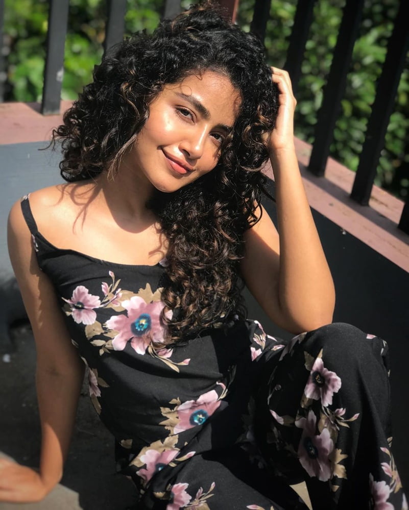 Anupama parameshwaran #80258359