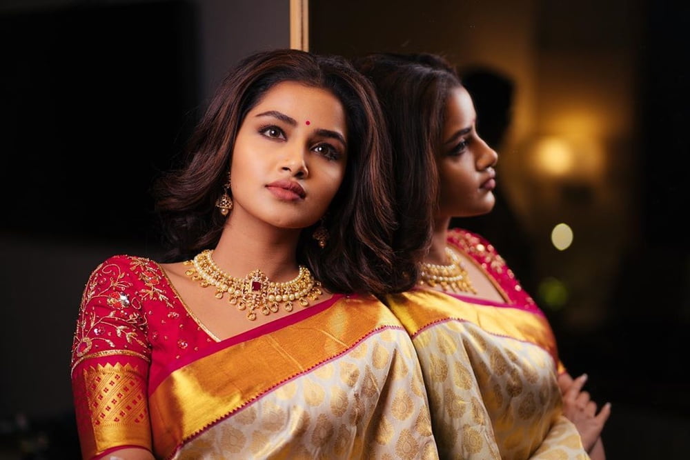 Anupama parameshwaran #80258455