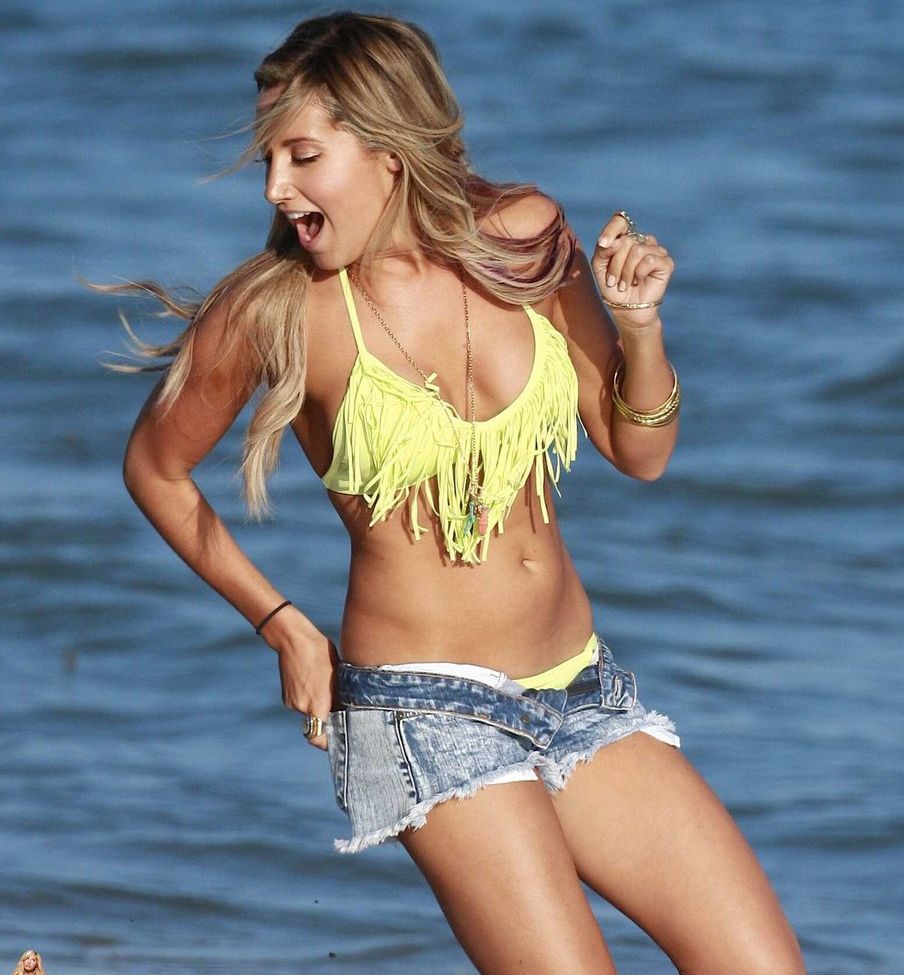 Ashley Tisdale nude #108691547