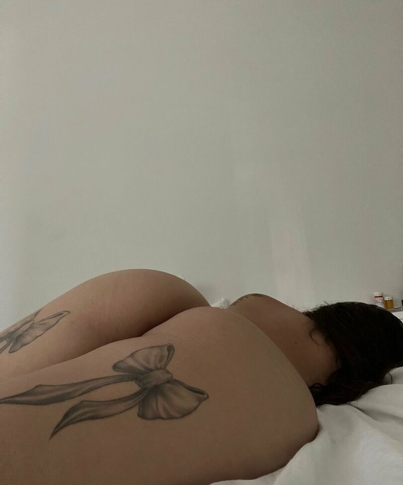 Heidikinnns nude #108874788