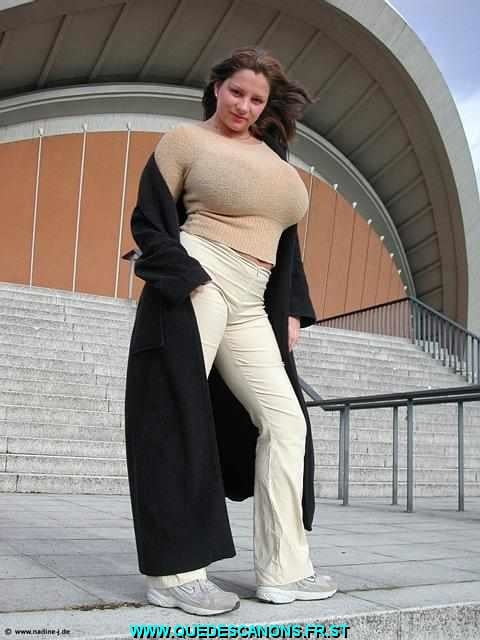 Gros seins 3
 #94696043