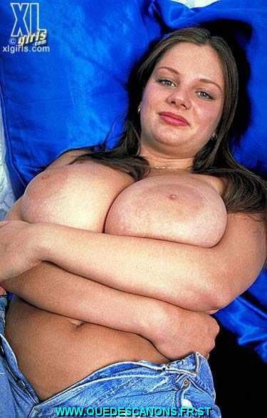 Gros seins 3
 #94696061