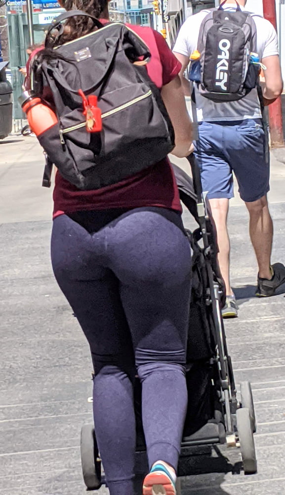 PAWG Mommy bubbles #92629399