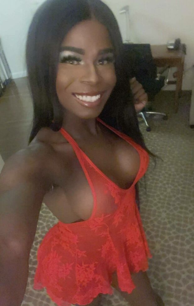 Carmen Brown desnuda #108078506