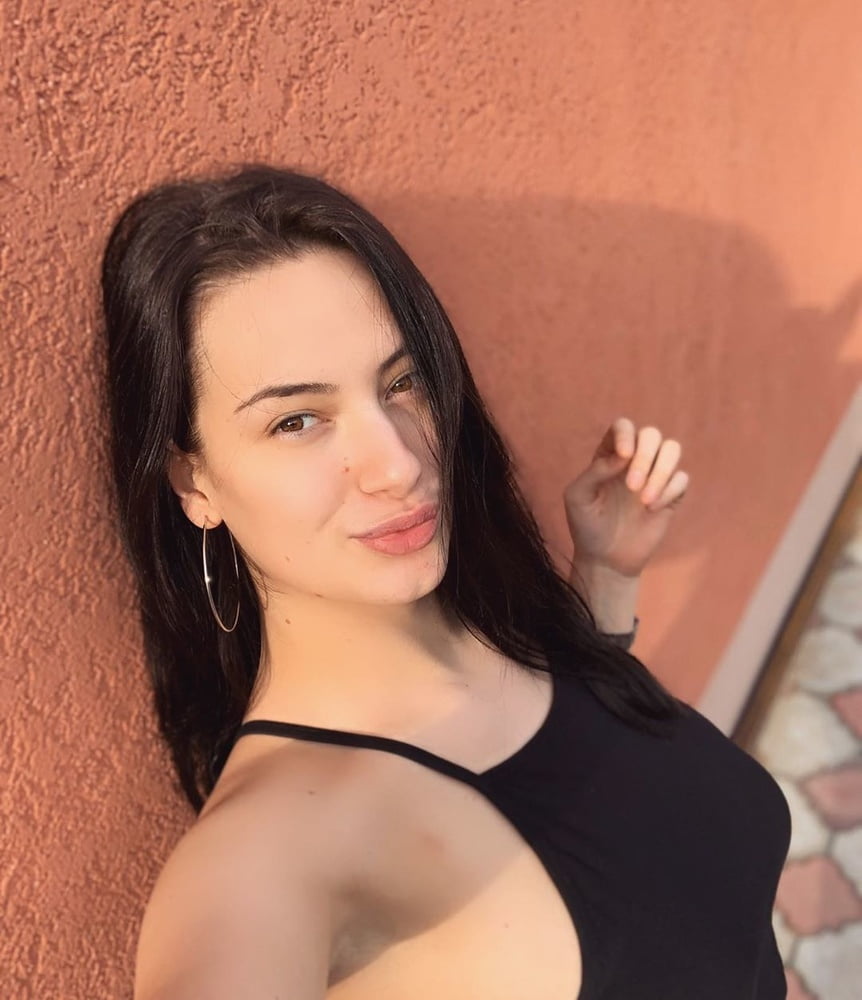 Jovana P. Sisata droljica is Nisa #100264184