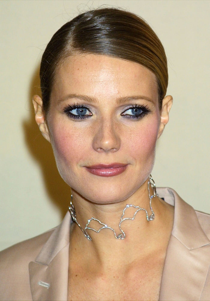 Sexy gwyneth
 #93771453