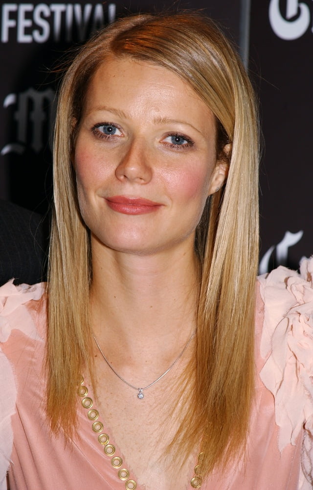 Sexy gwyneth
 #93771495