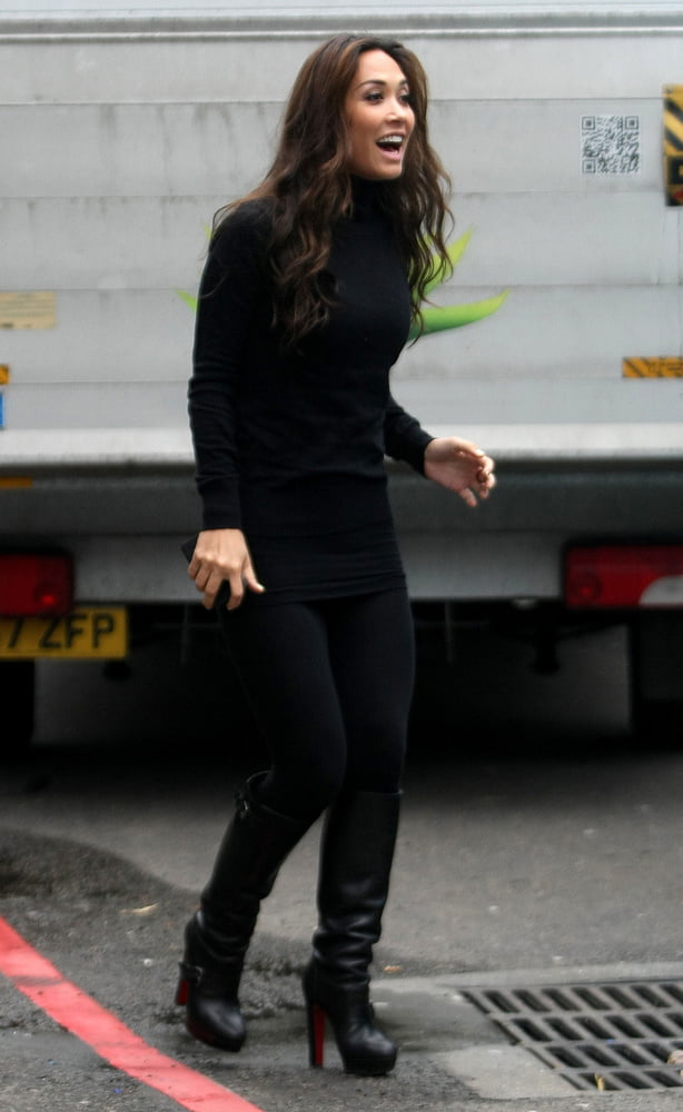 Weibliche Berühmtheit - myleene klass
 #104077957