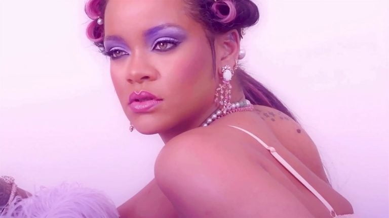 Rihanna #102164675