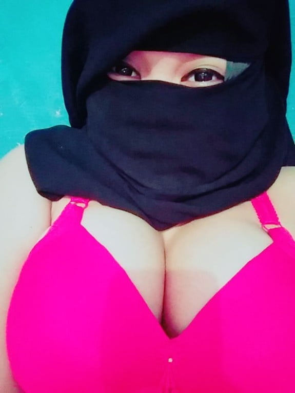 Toket Brutal Hijab #101141705