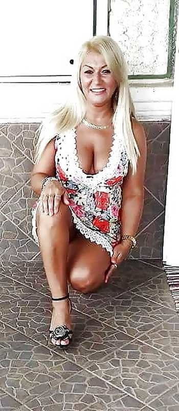 Da milf a gilf con matures in mezzo 288
 #91758993