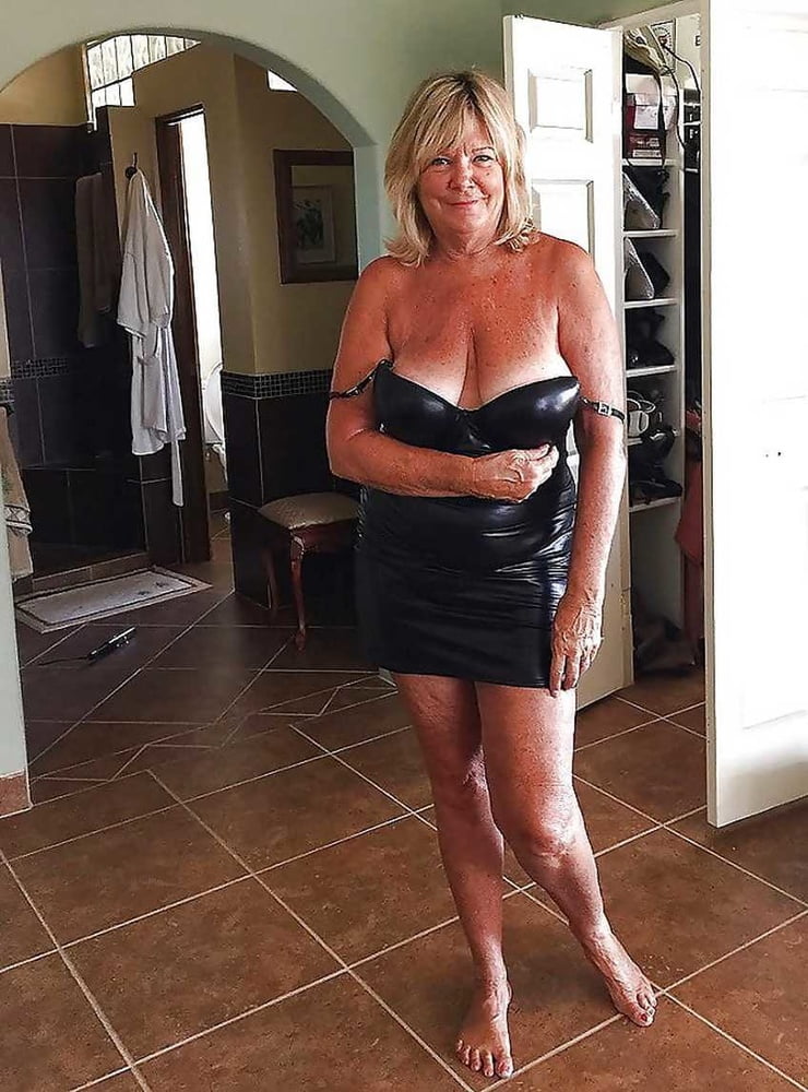 Da milf a gilf con matures in mezzo 288
 #91759008