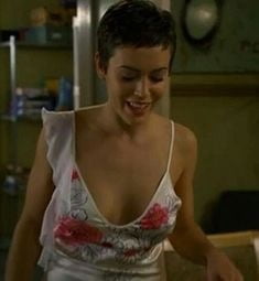 Alyssa milano
 #81213257