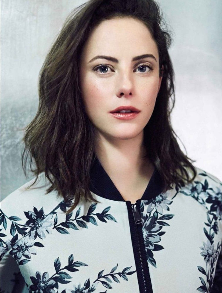 Kaya scodelario süß frau vol. 2
 #88401152