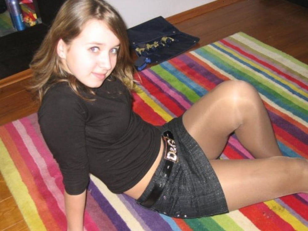 Pantyhose amateurs 321
 #97621780
