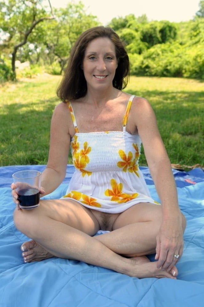 Schöne Milfs 25
 #92621925
