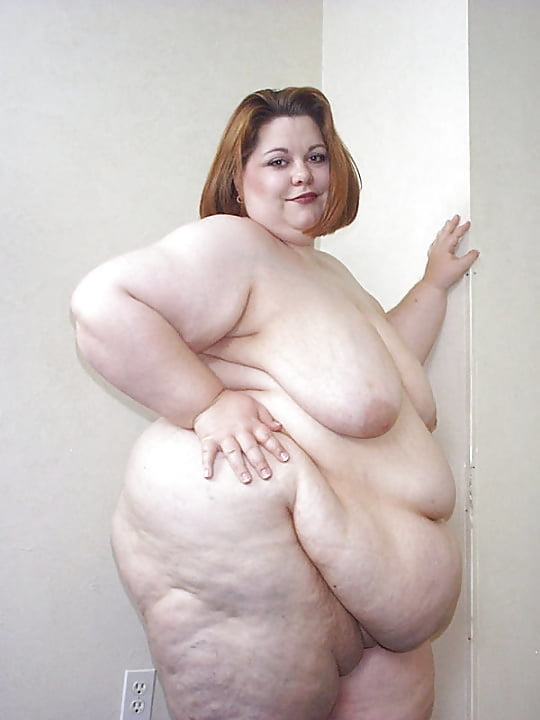 Sexy Cellulite and Stretchmarks #101130090
