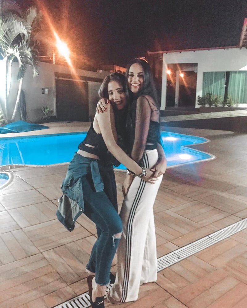 Minha esposa
 #87429566