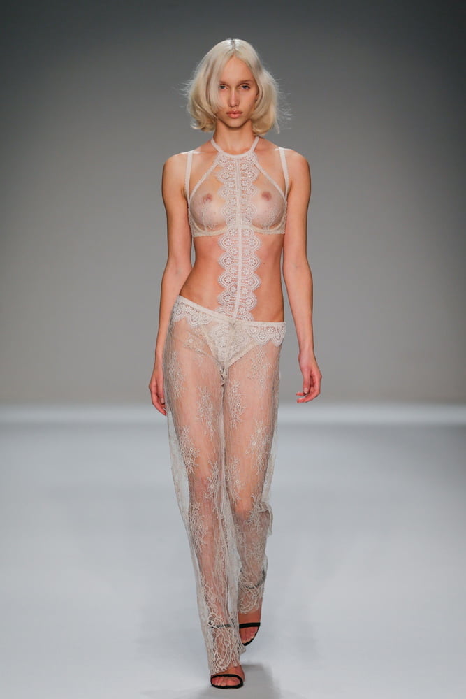 Models Haute Couture Part 2 #94083681