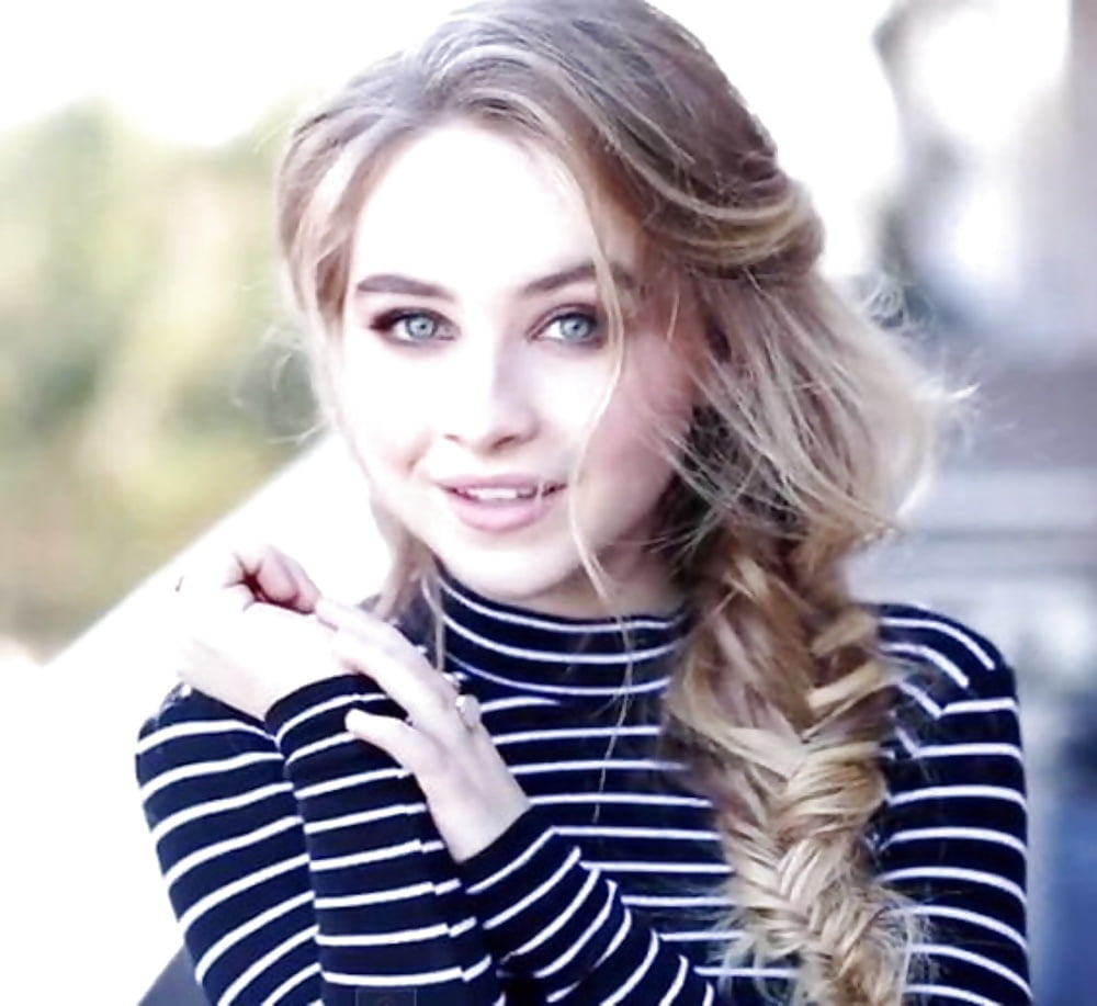 Celebrity Hot 250 - #144 Sabrina Carpenter #94209477