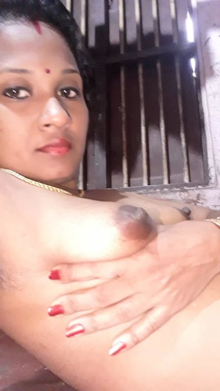 Hermosas mujeres amateurs indias 2
 #90635266