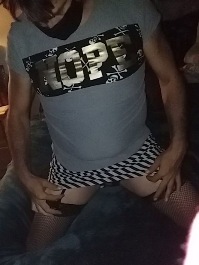 For reposting please #106778818