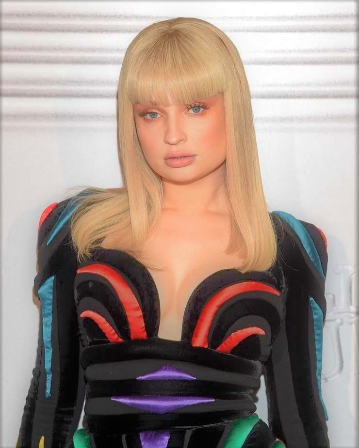 Kim Petras! Super hot. vol 2 #82344551