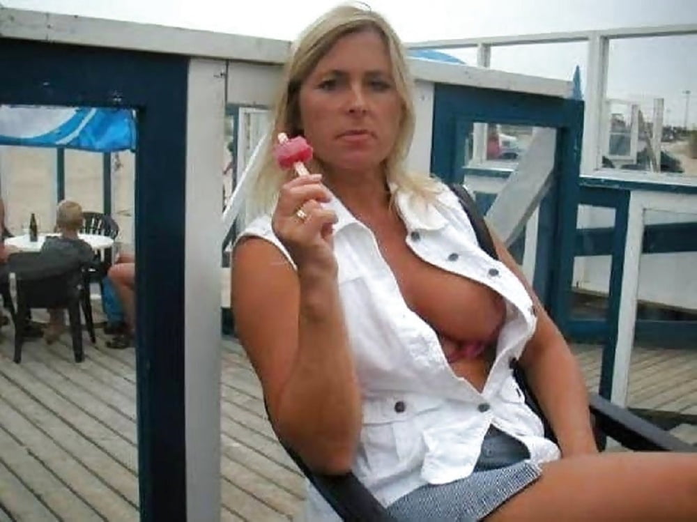 Mamás sin sujetador 037.
 #99591116