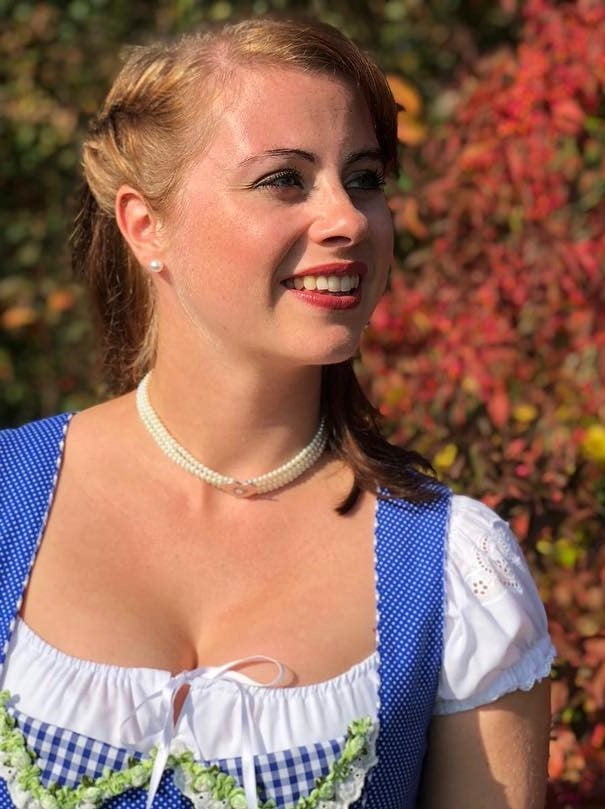 Sexy Dirndl Girls 397 #79850061