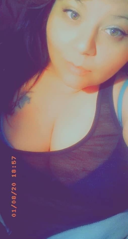 Selfie tiempo y caliente
 #97445153