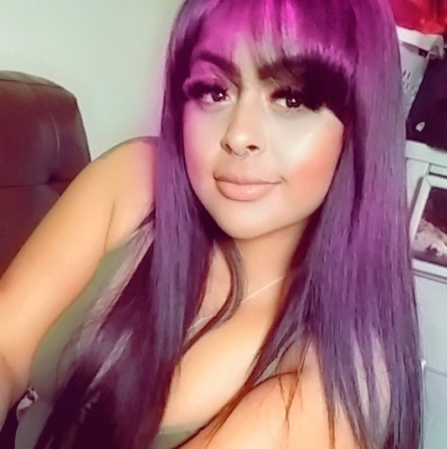 Selfie tiempo y caliente
 #97445870