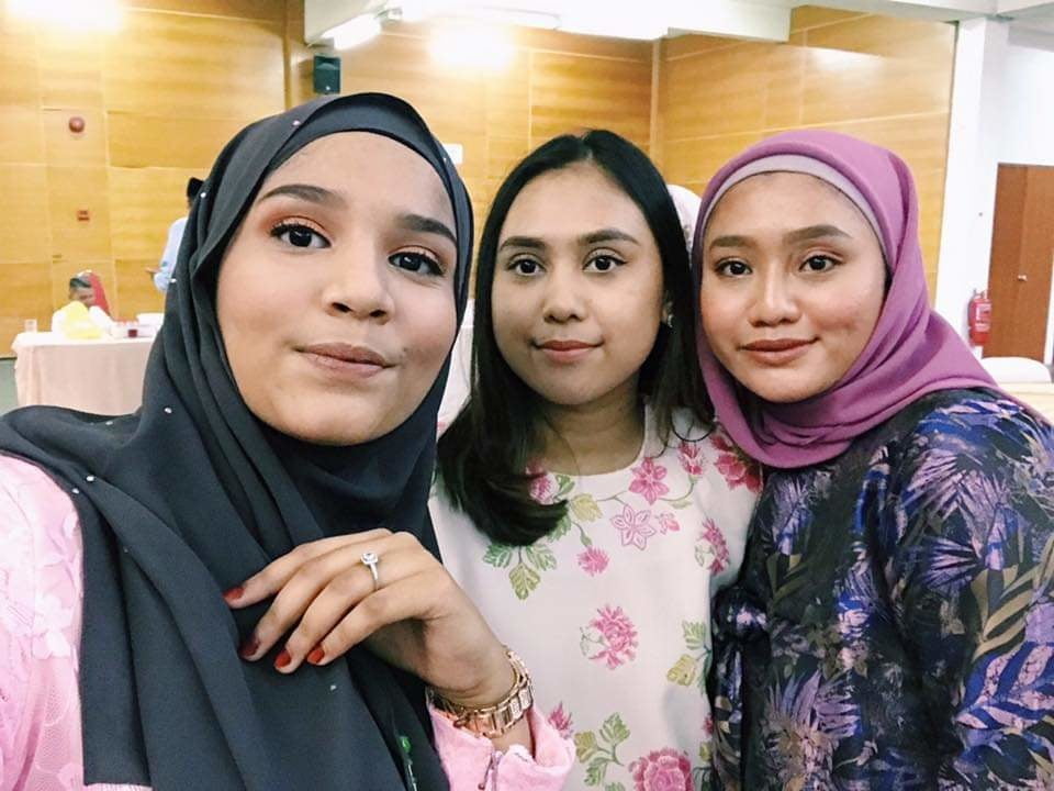 Cikgu Syamiera body padu gersang #96642631