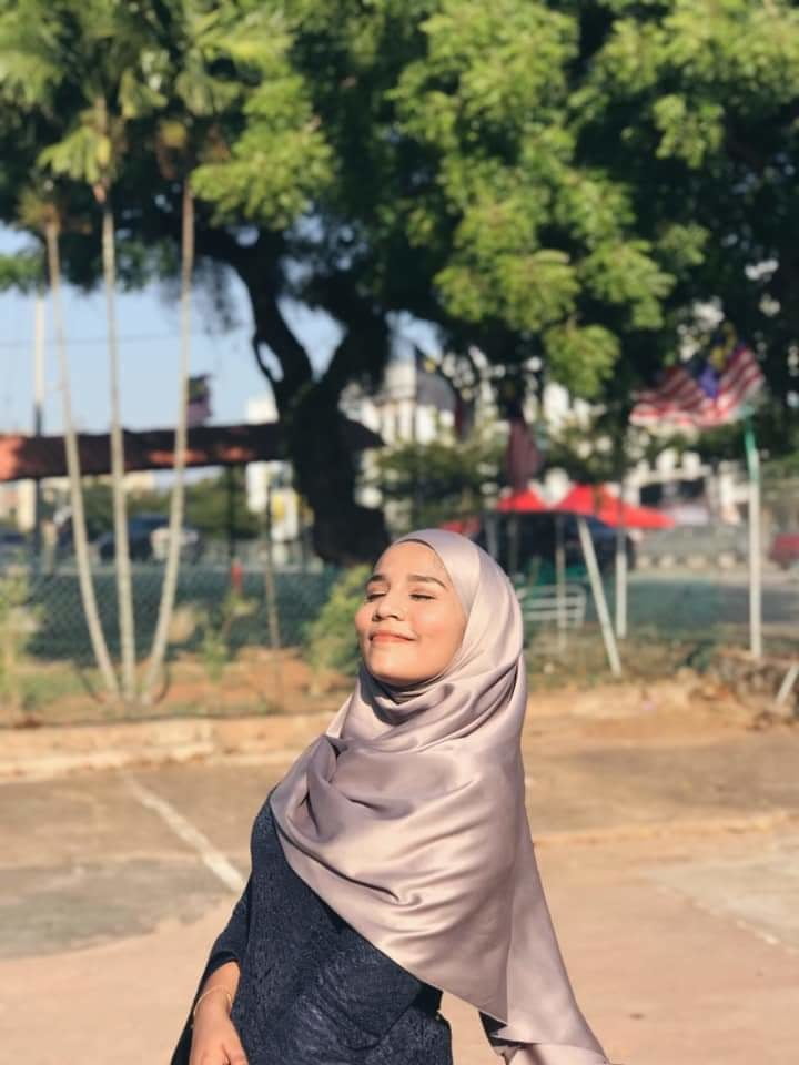 Cikgu Syamiera body padu gersang #96642655