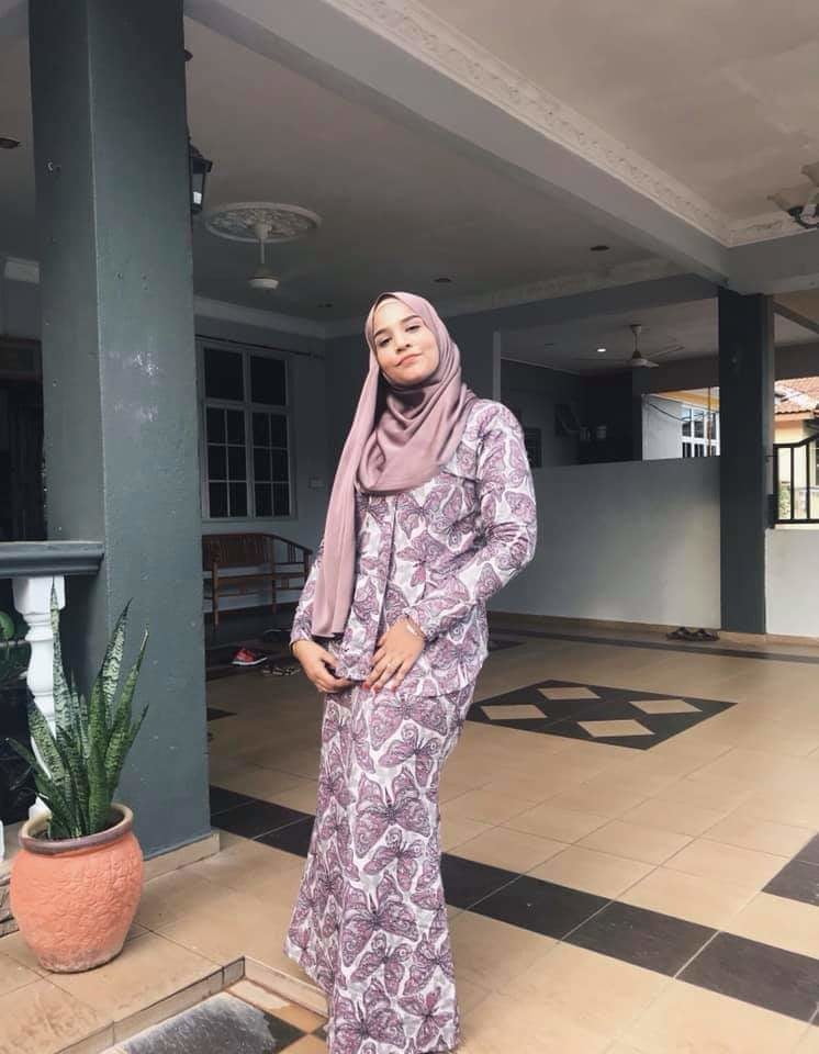 Cikgu Syamiera body padu gersang #96642659