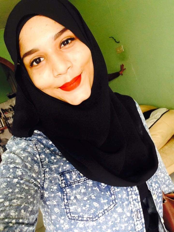 Cikgu Syamiera body padu gersang #96642693