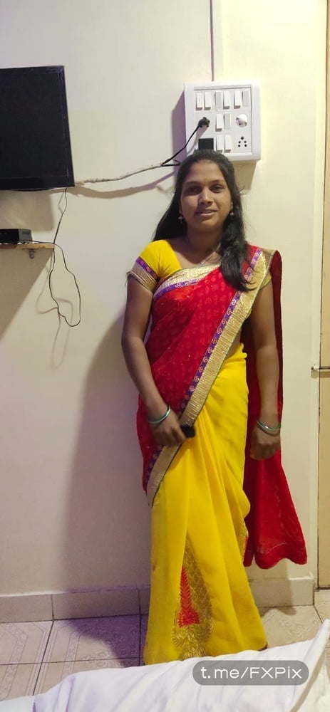 Amateur indische heiße Mädchen nackt Selfie
 #105564945