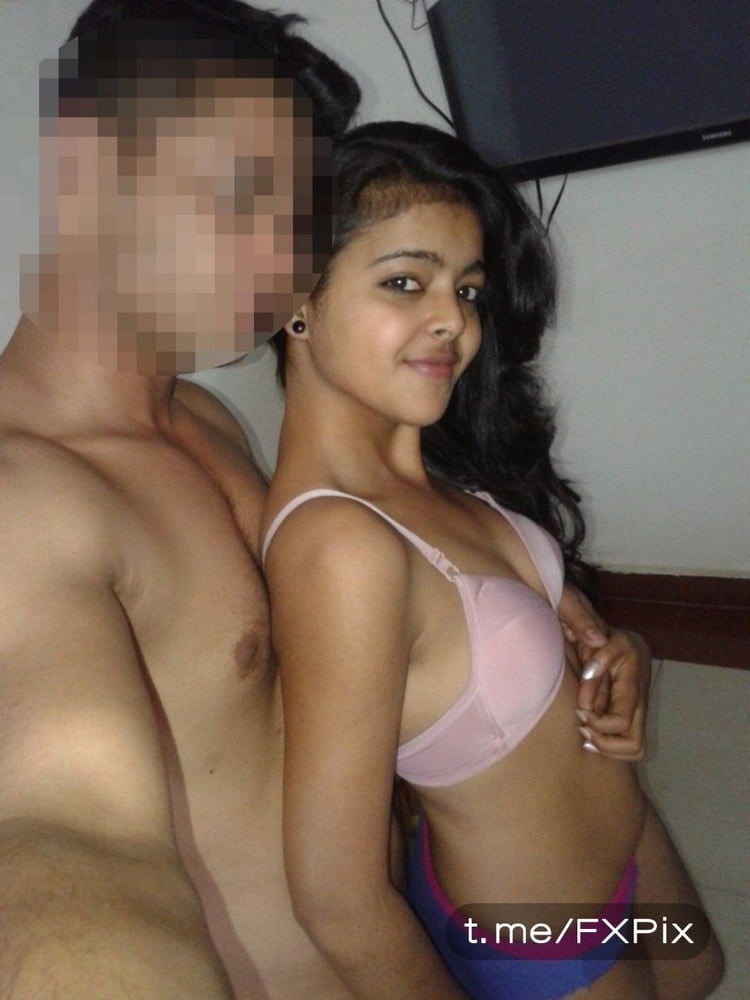 Amateur indische heiße Mädchen nackt Selfie
 #105565039