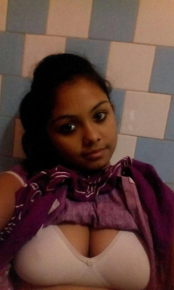 Amateur indische heiße Mädchen nackt Selfie
 #105565280